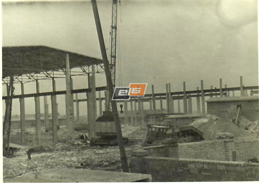 НЭЗ строительство блоков 2 и 3 - 1963.jpg